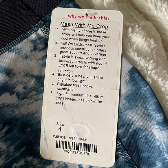 Lululemon Mesh With Me Crop Legging 21 Inch NWT Size 4 - Picture 2 of 4